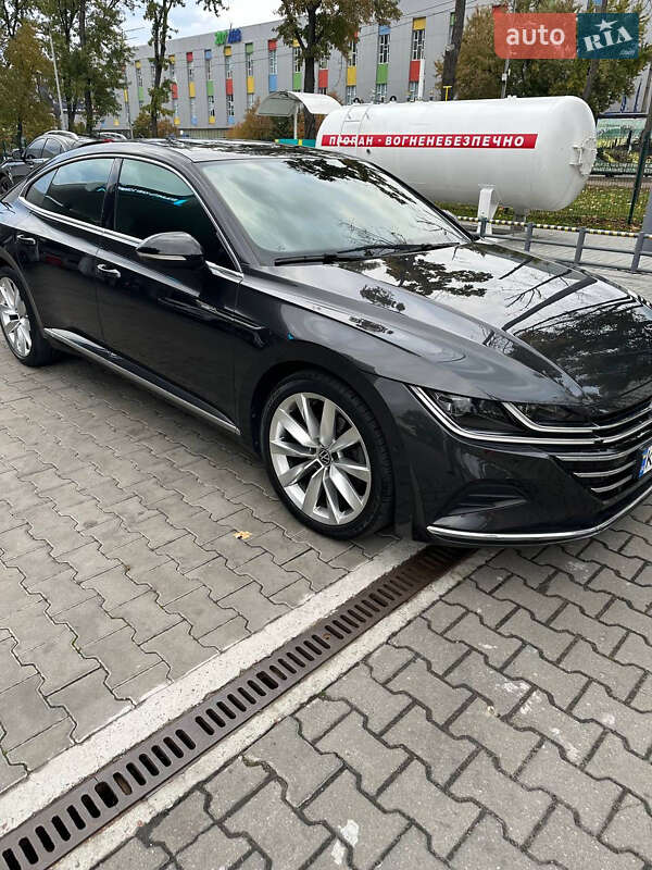 Лифтбек Volkswagen Arteon 2021 в Киеве фото 6 Лифтбек Volkswagen Arteon 2021 в Киеве