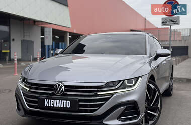 Лифтбек Volkswagen Arteon 2022 в 