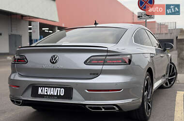 Лифтбек Volkswagen Arteon 2022 в 