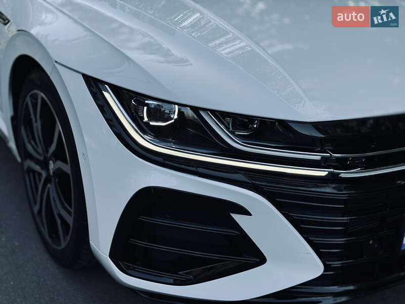 Лифтбек Volkswagen Arteon 2018 в Львове