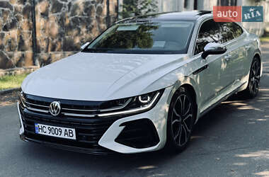 Лифтбек Volkswagen Arteon 2018 в 