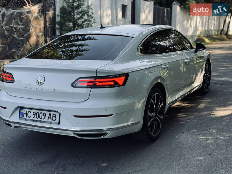 Лифтбек Volkswagen Arteon 2018 в Львове