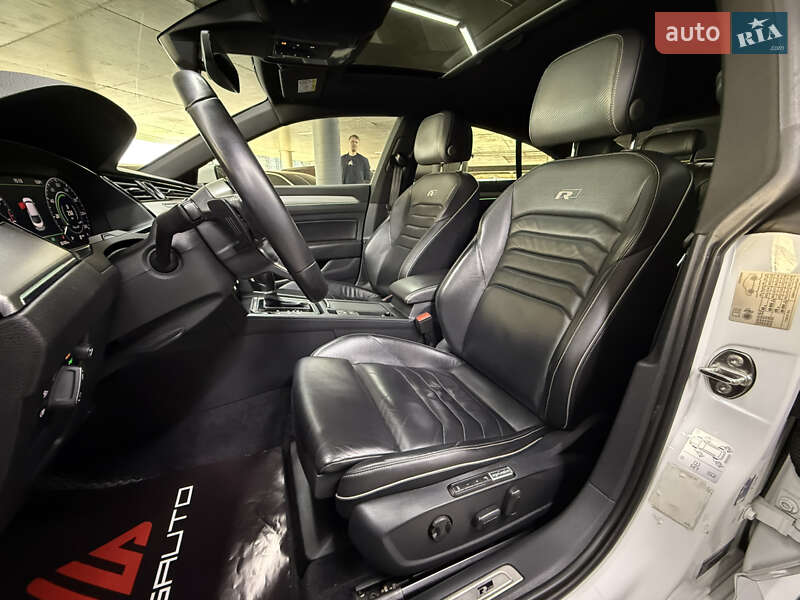 Ліфтбек Volkswagen Arteon 2017 в Одесі фото 19 Ліфтбек Volkswagen Arteon 2017 в Одесі