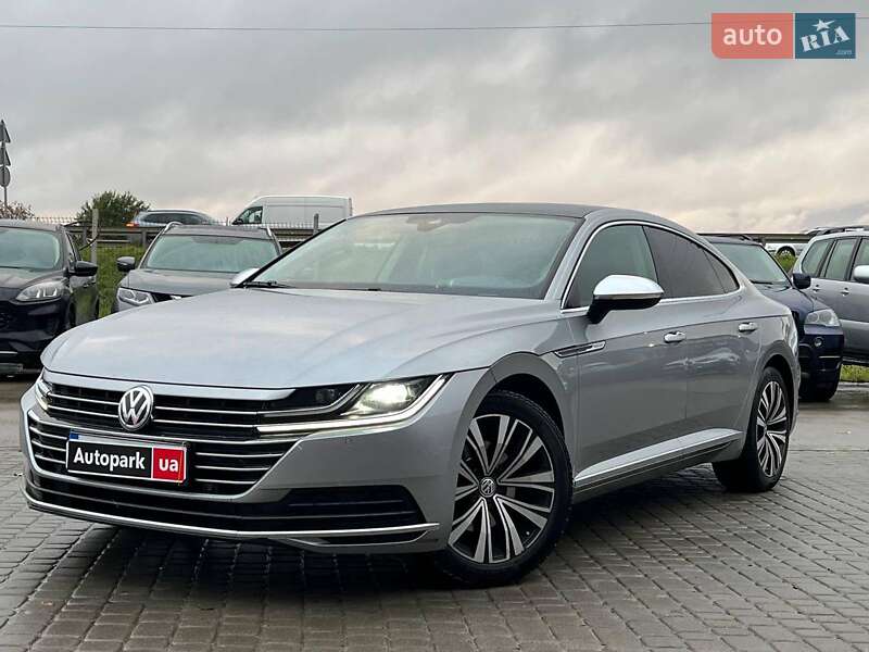 Лифтбек Volkswagen Arteon 2018 в Львове