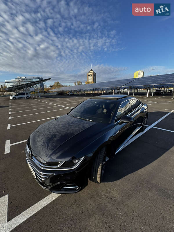 Лифтбек Volkswagen Arteon 2020 в Киеве