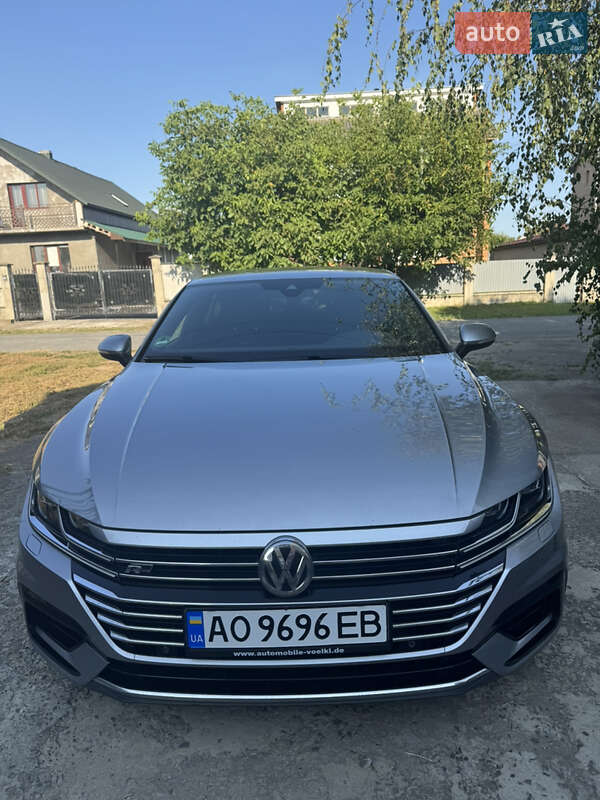 Ліфтбек Volkswagen Arteon 2020 в Ужгороді