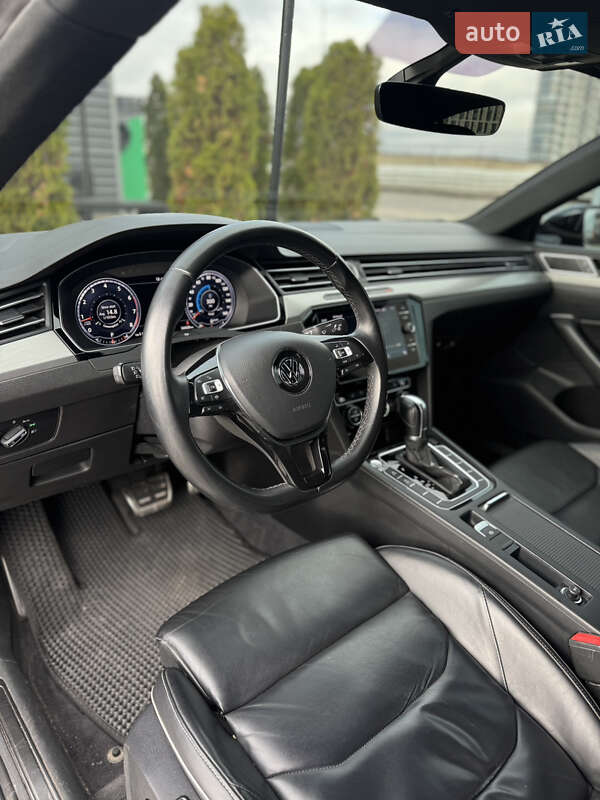 Лифтбек Volkswagen Arteon 2018 в Киеве