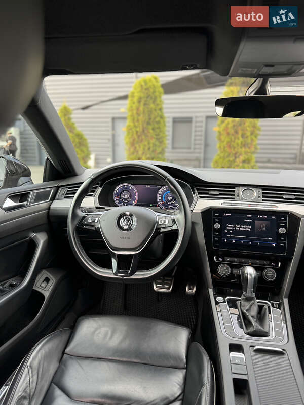 Лифтбек Volkswagen Arteon 2018 в Киеве