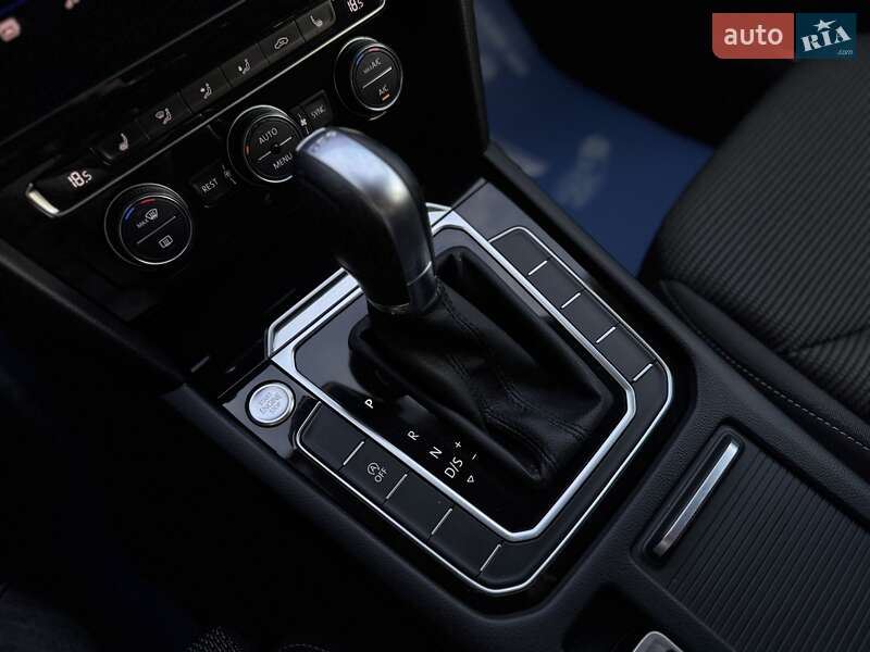 Ліфтбек Volkswagen Arteon 2017 в Мукачевому фото 58 Ліфтбек Volkswagen Arteon 2017 в Мукачевому