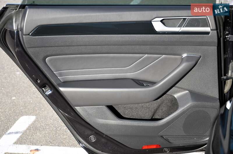 Лифтбек Volkswagen Arteon 2021 в Киеве