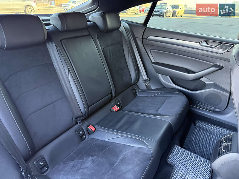 Лифтбек Volkswagen Arteon 2019 в Киеве