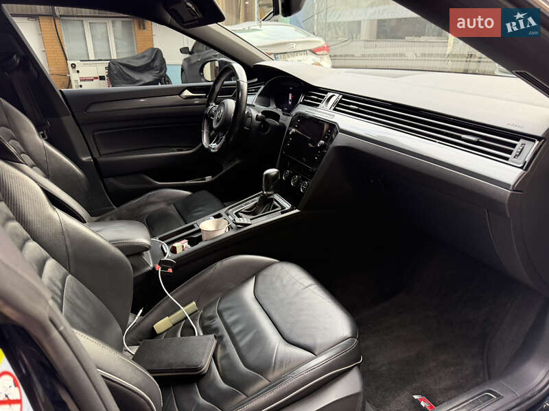 Лифтбек Volkswagen Arteon 2017 в Киеве