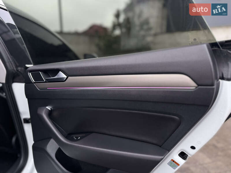 Лифтбек Volkswagen Arteon 2018 в Львове фото 34 Лифтбек Volkswagen Arteon 2018 в Львове