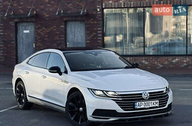 Лифтбек Volkswagen Arteon 2017 в Киеве