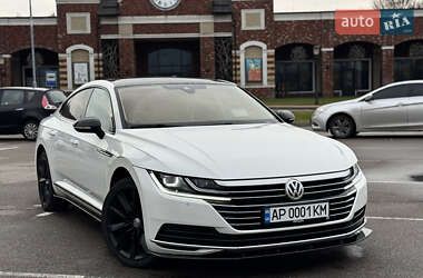 Лифтбек Volkswagen Arteon 2017 в Киеве