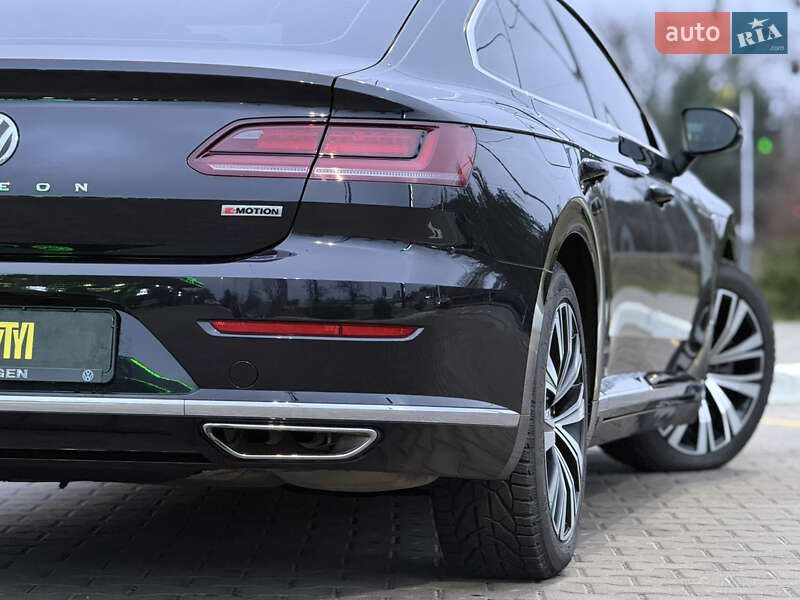 Лифтбек Volkswagen Arteon 2020 в Киеве