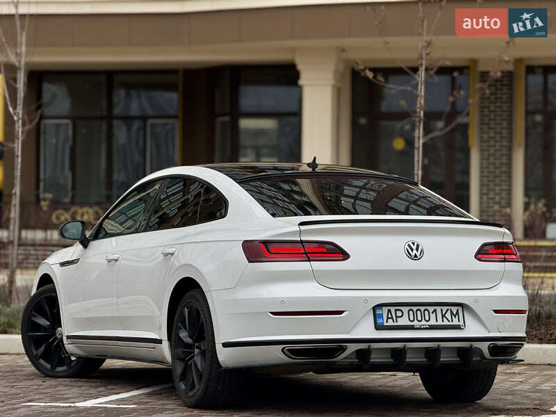 Лифтбек Volkswagen Arteon 2017 в Киеве фото 9 Лифтбек Volkswagen Arteon 2017 в Киеве