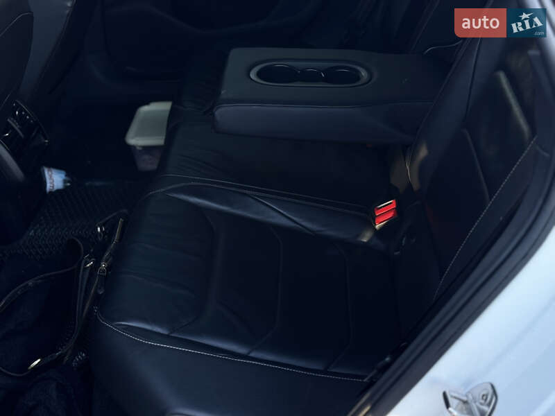 Лифтбек Volkswagen Arteon 2017 в Киеве фото 19 Лифтбек Volkswagen Arteon 2017 в Киеве