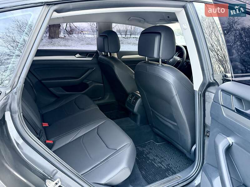 Лифтбек Volkswagen Arteon 2019 в Днепре