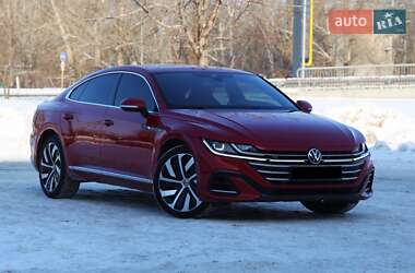 Лифтбек Volkswagen Arteon 2021 в Киеве