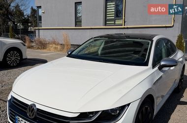 Лифтбек Volkswagen Arteon 2018 в Львове