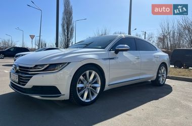 Ліфтбек Volkswagen Arteon 2017 в Києві