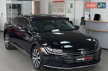 Лифтбек Volkswagen Arteon 2018 в Киеве