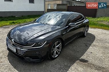 Ліфтбек Volkswagen Arteon 2018 в Первомайську