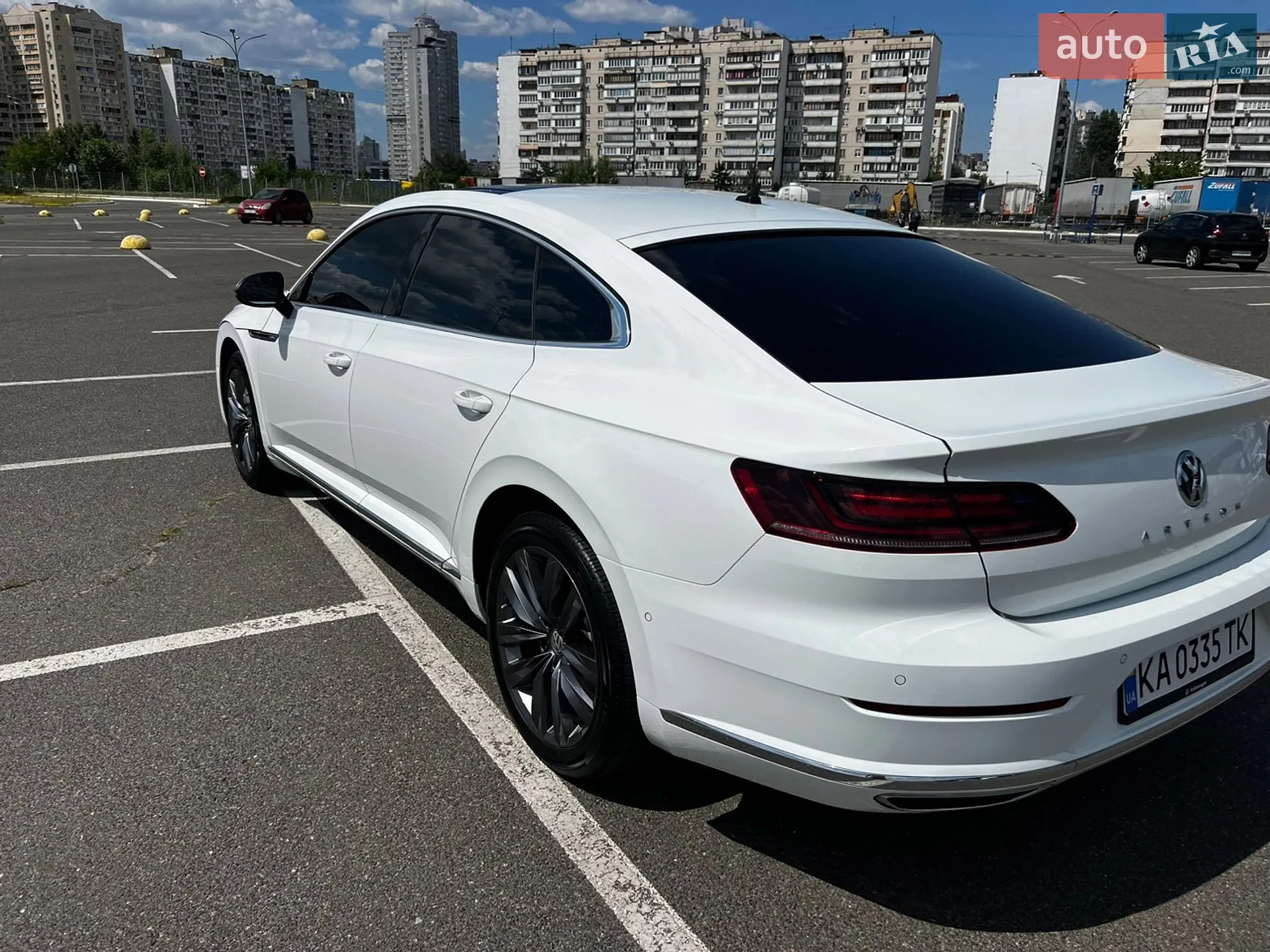 Volkswagen Arteon 2018 VIN WVWZZZ3HZJE512009 фото оголошення 4 з 27