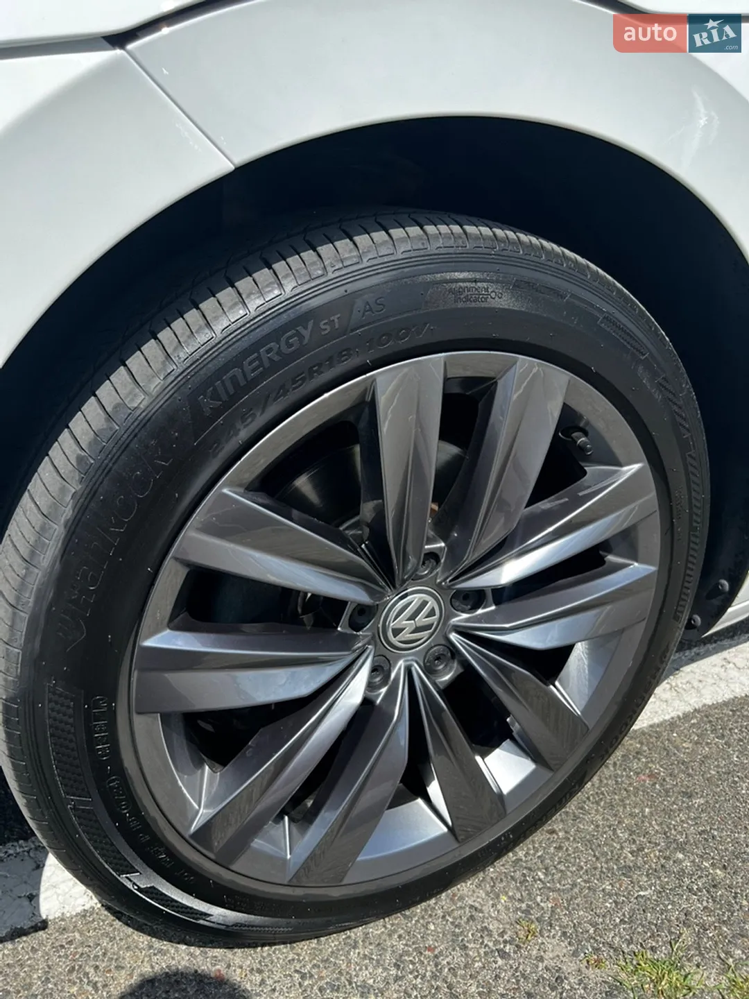 Volkswagen Arteon 2018 VIN WVWZZZ3HZJE512009 фото оголошення 14 з 27