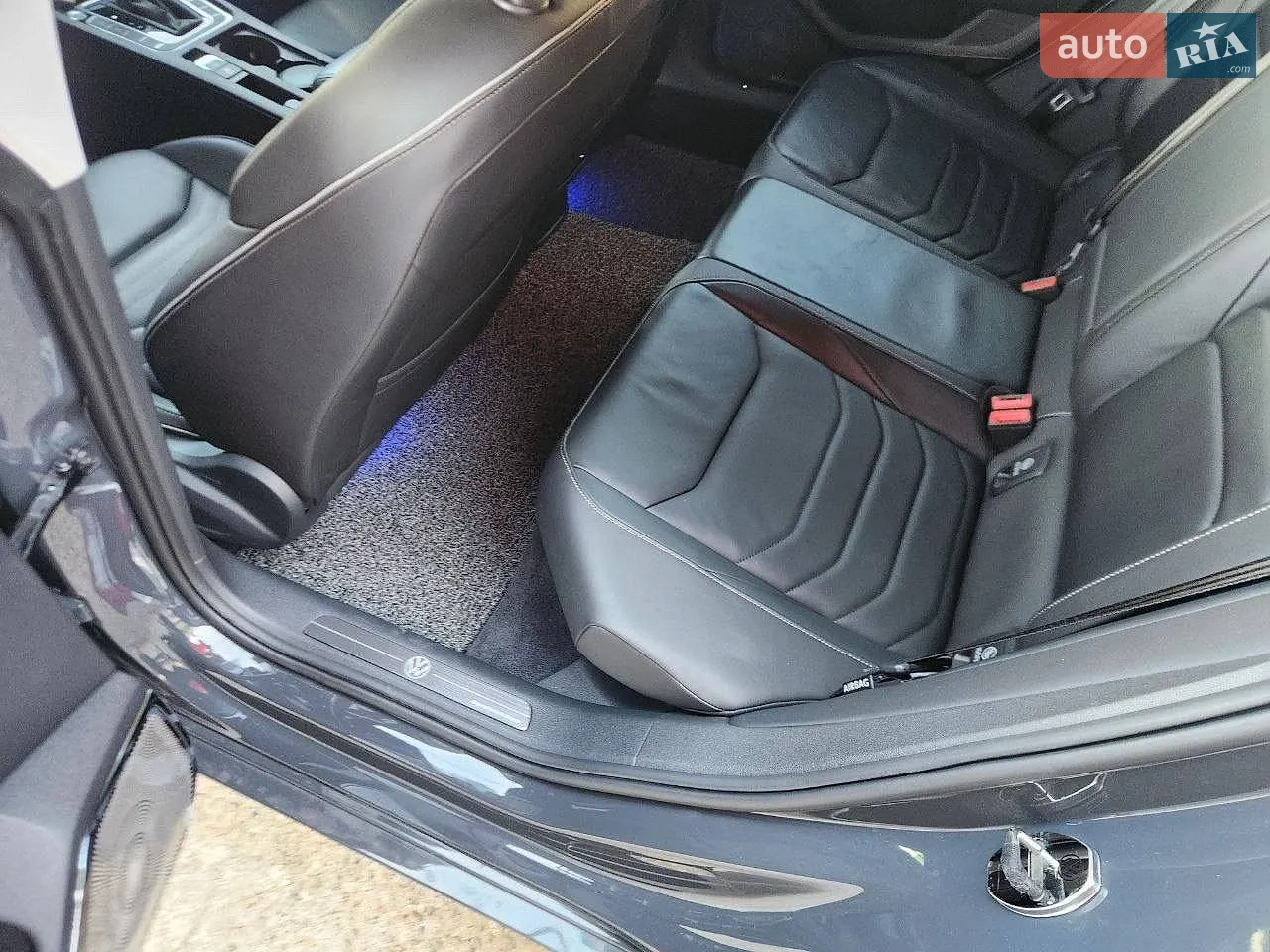 2019 Volkswagen Arteon - мініатюра 17