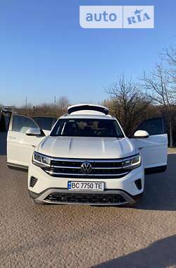Позашляховик / Кросовер Volkswagen Atlas Cross Sport 2020 в Буську