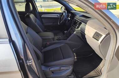 Позашляховик / Кросовер Volkswagen Atlas Cross Sport 2023 в 