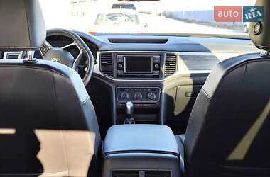 Позашляховик / Кросовер Volkswagen Atlas Cross Sport 2023 в 