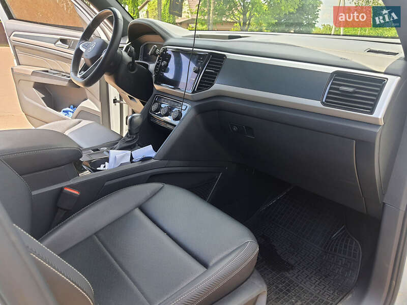 Внедорожник / Кроссовер Volkswagen Atlas Cross Sport 2020 в Сумах