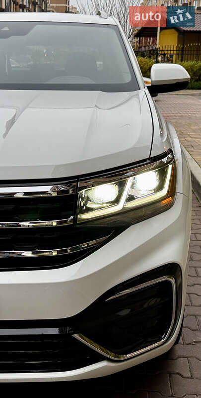 Внедорожник / Кроссовер Volkswagen Atlas Cross Sport 2020 в Киеве фото 36 Внедорожник / Кроссовер Volkswagen Atlas Cross Sport 2020 в Киеве