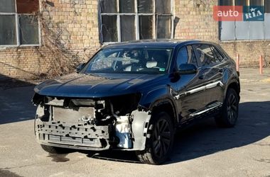 Позашляховик / Кросовер Volkswagen Atlas Cross Sport 2021 в Києві