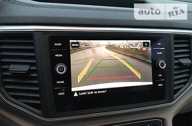 Позашляховик / Кросовер Volkswagen Atlas 2017 в 