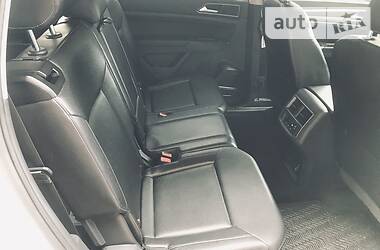 Позашляховик / Кросовер Volkswagen Atlas 2018 в 