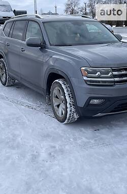 Позашляховик / Кросовер Volkswagen Atlas 2018 в Києві