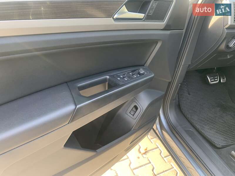 Внедорожник / Кроссовер Volkswagen Atlas 2019 в Черновцах