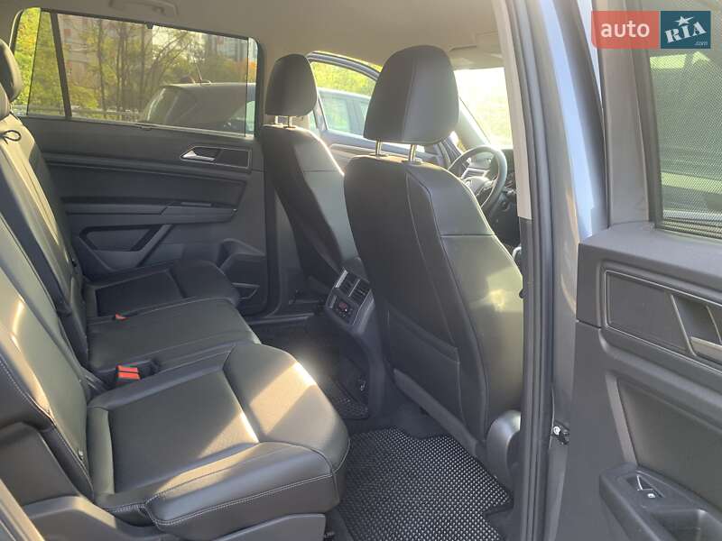 Внедорожник / Кроссовер Volkswagen Atlas 2019 в Черновцах