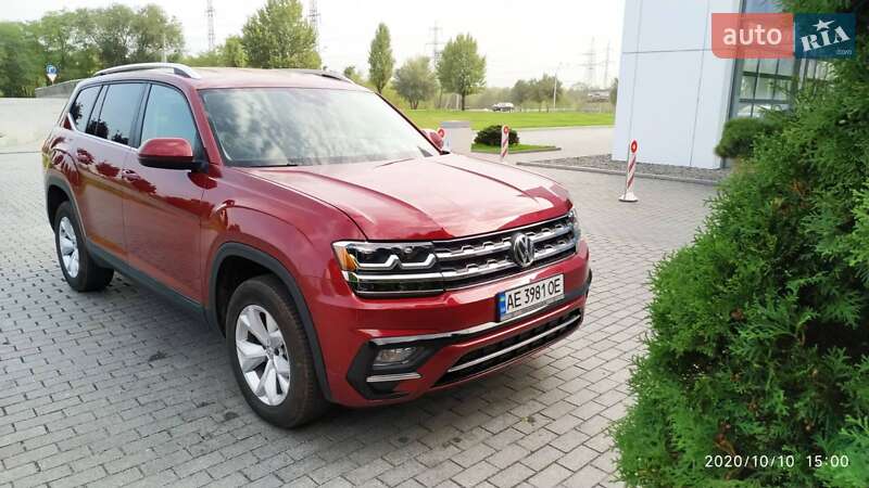 Внедорожник / Кроссовер Volkswagen Atlas 2017 в Кривом Роге