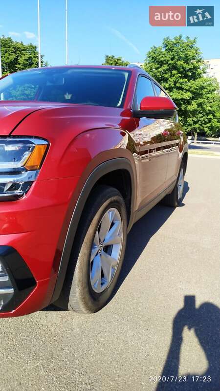 Внедорожник / Кроссовер Volkswagen Atlas 2017 в Кривом Роге