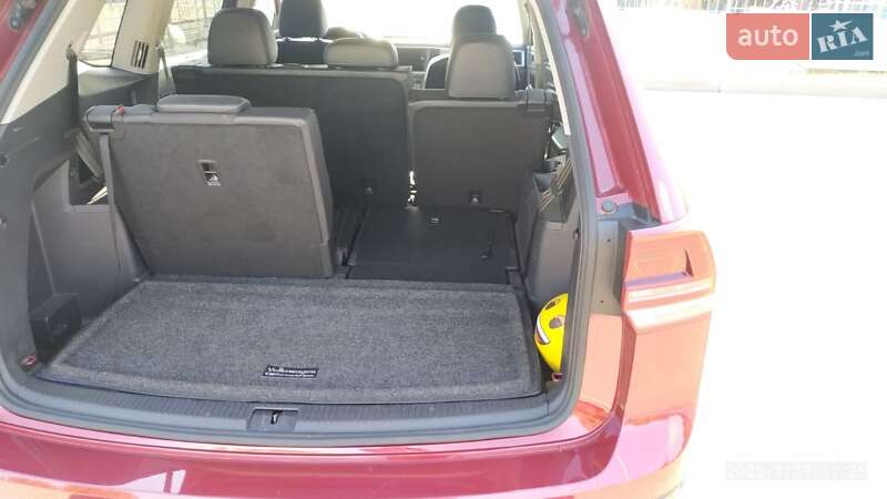 Внедорожник / Кроссовер Volkswagen Atlas 2017 в Кривом Роге