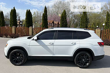 Позашляховик / Кросовер Volkswagen Atlas 2017 в Дніпрі