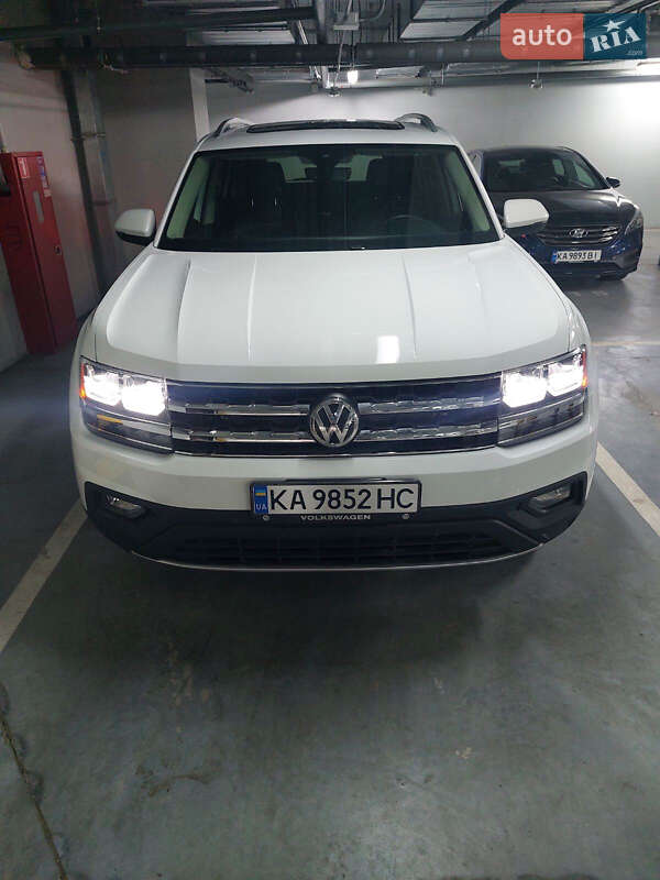 Позашляховик / Кросовер Volkswagen Atlas 2019 в Києві