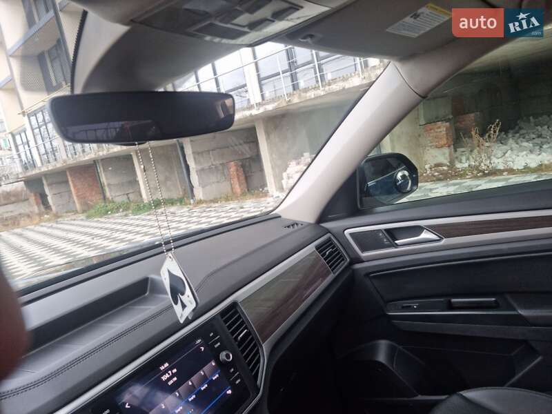 Внедорожник / Кроссовер Volkswagen Atlas 2019 в Буске