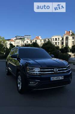 Позашляховик / Кросовер Volkswagen Atlas 2018 в Одесі