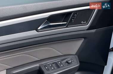 Внедорожник / Кроссовер Volkswagen Atlas 2021 в 